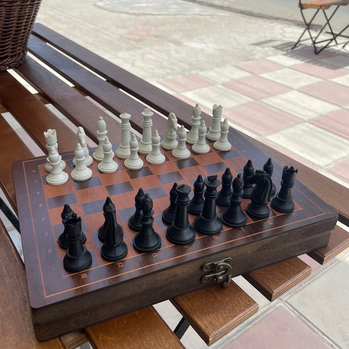 3 بازی تخته ، بزرگ ، شطرنج ، منچ  چوبی با حکاکی لیزری در یک بازی